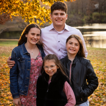 Tracy Lindley Voiceover Kids Contact Bg Tracy Lindley Voiceover Kids Contact Bg